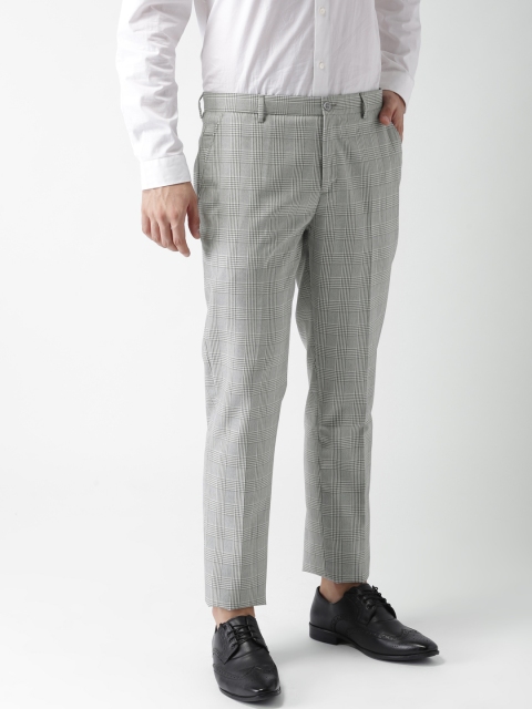 

INVICTUS Men Grey & White Slim Fit Checked Formal Trousers