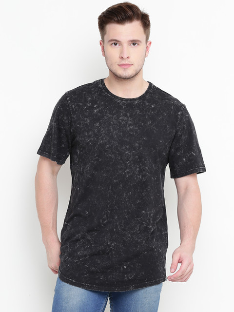 

FOREVER 21 Men Black Solid Round Neck T-shirt