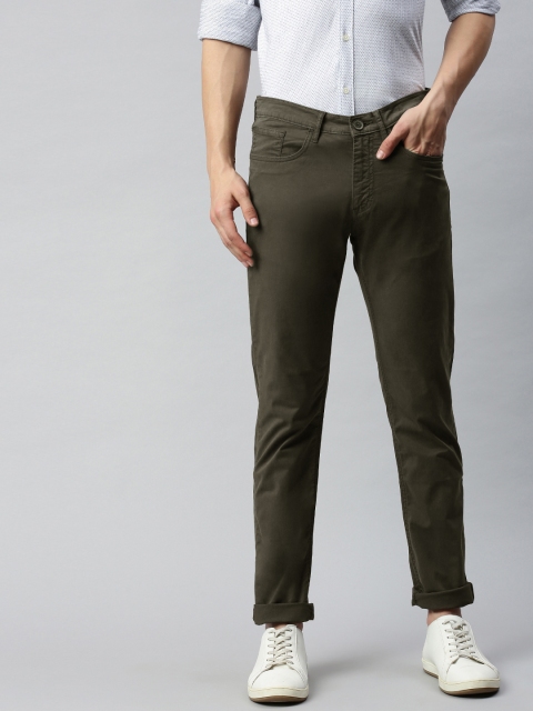 

Solly Jeans Co. Men Olive Green Trenims Fit Solid Regular Trousers