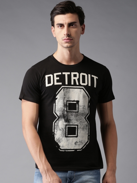 

HERE&NOW Men Black Printed Round Neck T-shirt