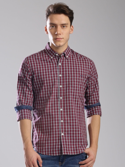 GAS Men Maroon Classic Slim Fit Checked Casual Shirt available at myntra for Rs.2744
