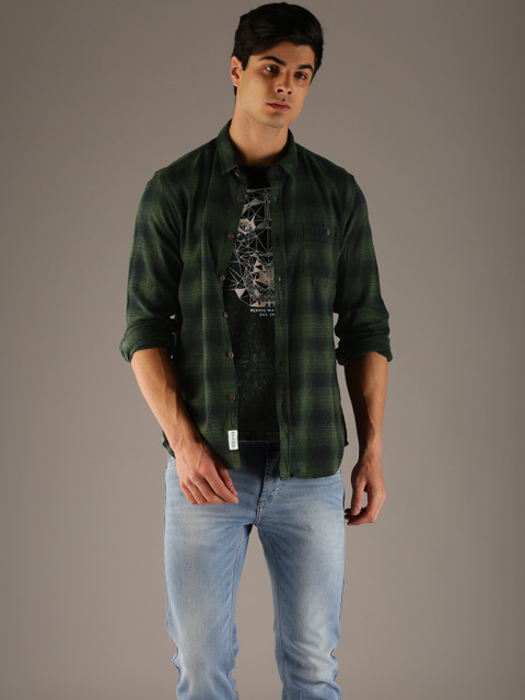 

Flying Machine Men Green & Black Regular Fit Checked Casual Shirt
