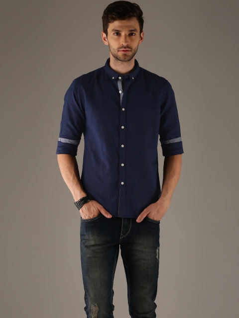 

Flying Machine Men Navy Blue Regular Fit Solid Casual Shirt