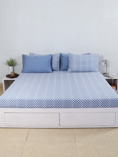 

House This Blue 210 TC Cotton Double Bedsheet with 4 Pillow Covers