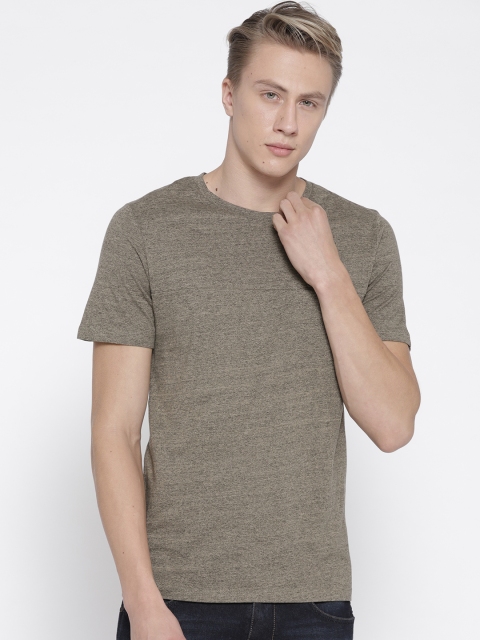 

Jack & Jones Men Beige Solid Round Neck T-shirt