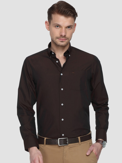 

THE BEAR HOUSE Men Coffee Brown Comfort Fit Solid Semiformal Shirt