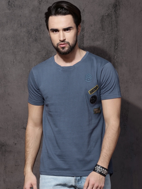 

Roadster Men Blue Solid Round Neck T-shirt
