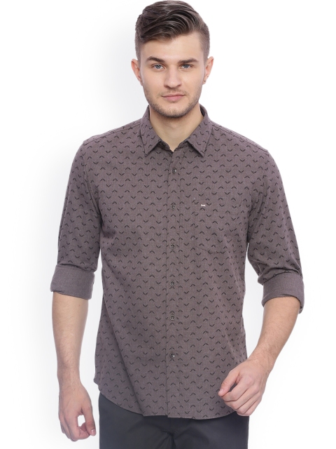 

Basics Men Brown Slim Fit Printed Casual Shirt