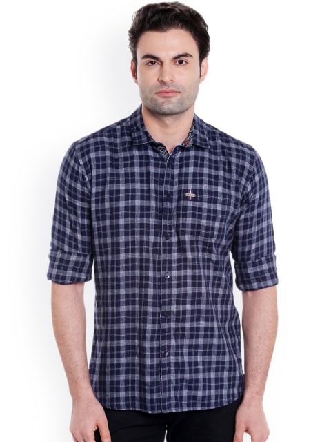 

L.A. SEVEN Men Navy Blue & Grey Semi Slim Fit Checked Casual Shirt