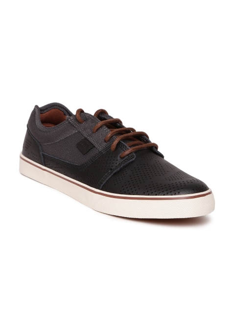 

DC Men Black Tonik Sneakers