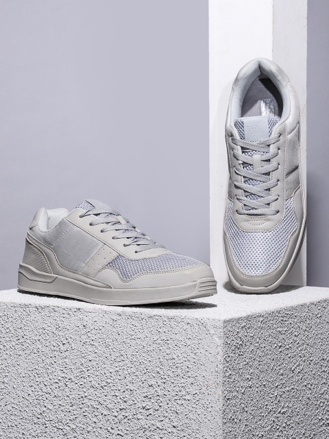 

HRX by Hrithik Roshan Men Grey Pro Sneakers