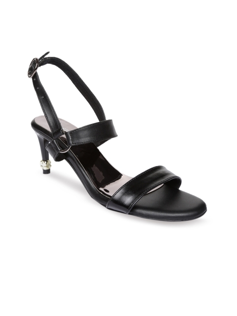 

Monrow Women Black Solid Sandals