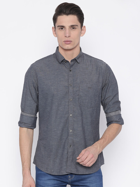 

Van Heusen Sport Men Blue Slim Fit Solid Casual Shirt