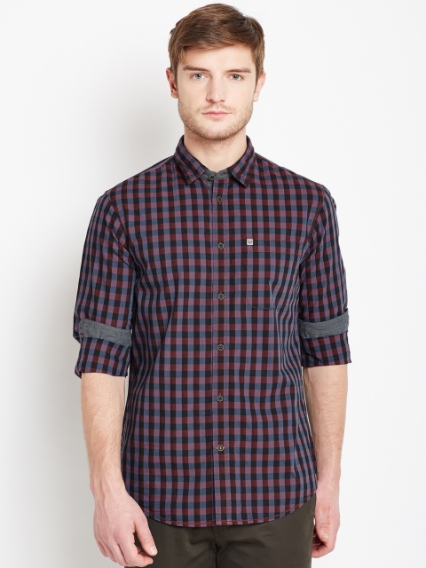 

Arrow Blue Jean Co. Men Blue & Purple Slim Fit Checked Casual Shirt