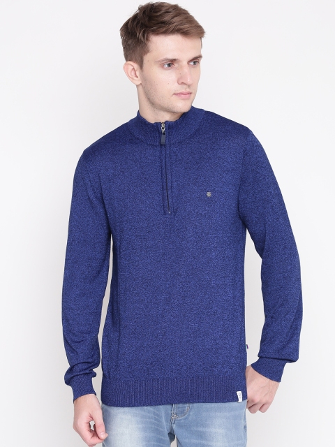

Solly Sport Men Blue Solid Sweater