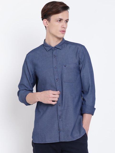 

Solly Jeans Co. Men Navy Custom Fit Self-Design Casual Shirt, Navy blue