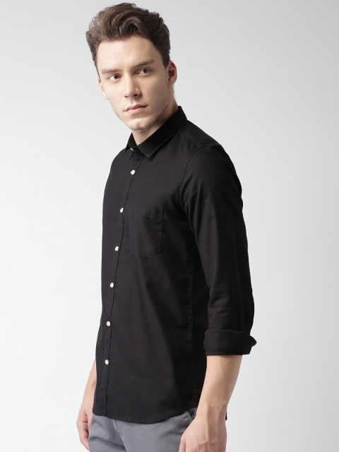

Mast & Harbour Men Black Regular Fit Solid Casual Shirt