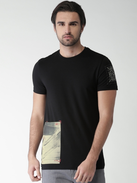 

Celio Men Black Printed Round Neck T-shirt