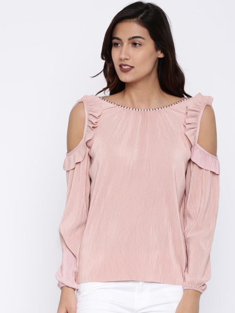 

Deal Jeans Women Peach-Coloured Solid Top