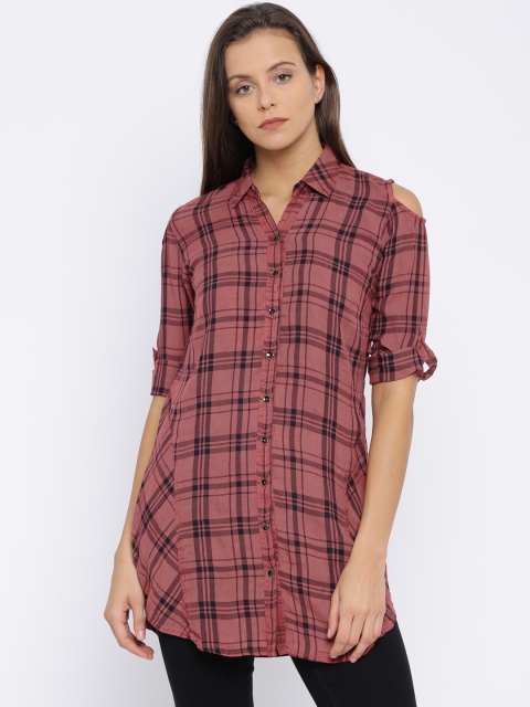 

Deal Jeans Women Pink & Navy Regular Fit Checked Casual Shirt