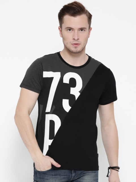

Pepe Jeans Men Black & Grey Printed Round Neck T-shirt