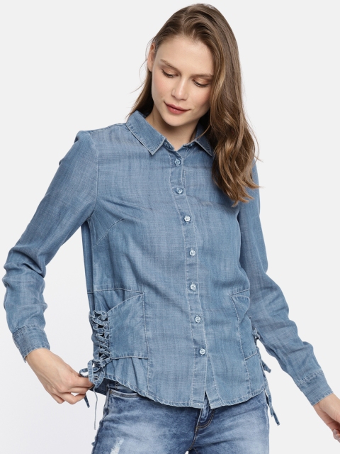 

Vero Moda Women Blue Regular Fit Solid Casual Chambray Shirt