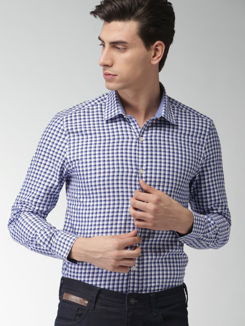 

INVICTUS Men Blue & White Slim Fit Checked Semiformal Shirt