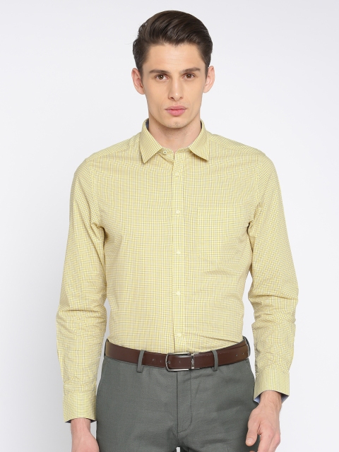 

Blackberrys Men Yellow & Brown Slim Fit Checked Formal Shirt