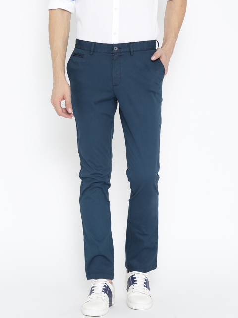 

Blackberrys Men Navy Sharp Fit Solid Chinos, Navy blue