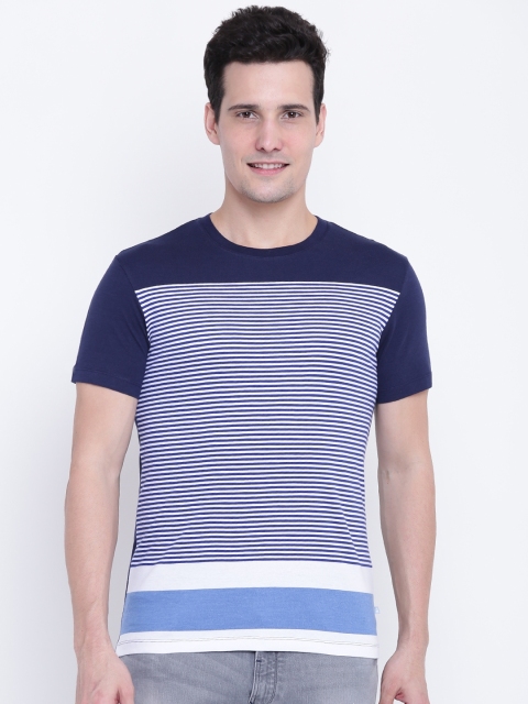 

United Colors of Benetton Men Navy & White Striped Round Neck T-shirt, Navy blue