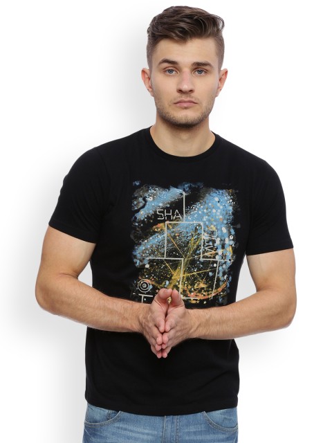 

Basics Men Black Solid Slim Fit T-shirt