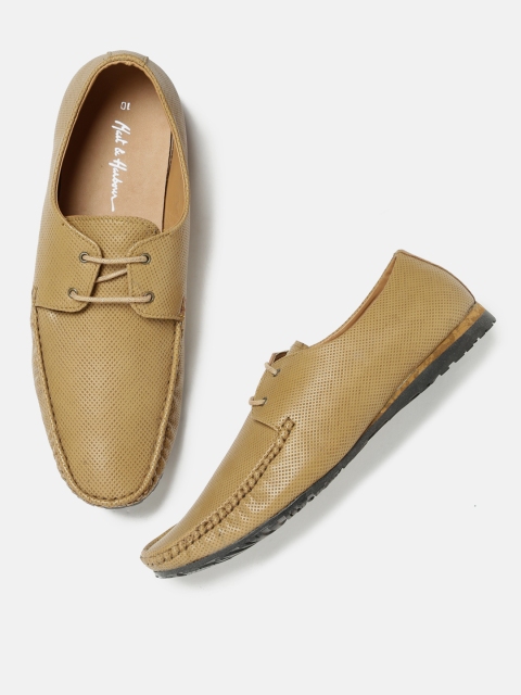 

Mast & Harbour Men Beige Textured Derbys
