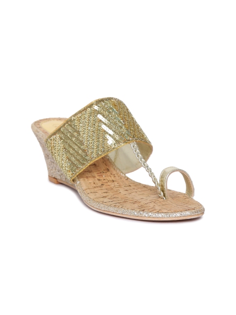 

Catwalk Women Gold-Toned Woven Design Wedges