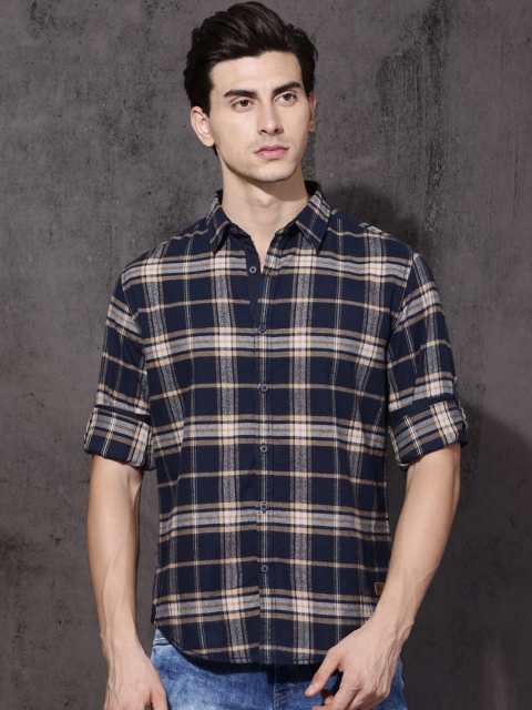 

Roadster Men Navy & Beige Regular Fit Brushed Checks Casual Shirt, Navy blue