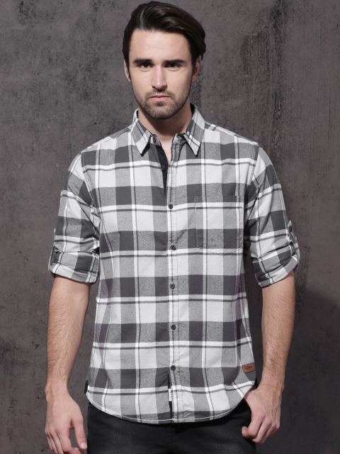 

Roadster Men Grey & White Slim Fit Brushed Checks Casual Shirt