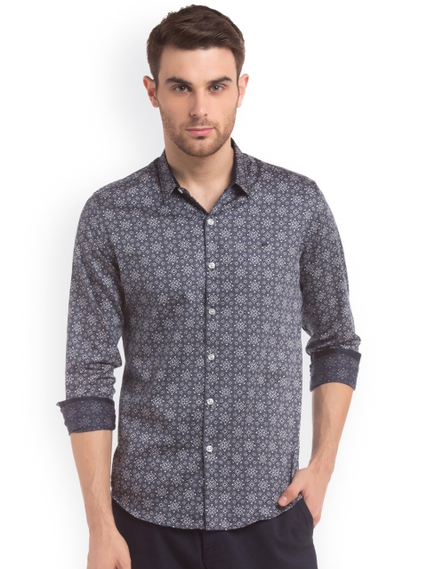 

True Blue Men Blue Slim Fit Printed Casual Shirt