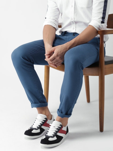 

INVICTUS Men Blue Slim Fit Self-Design Chinos Trousers