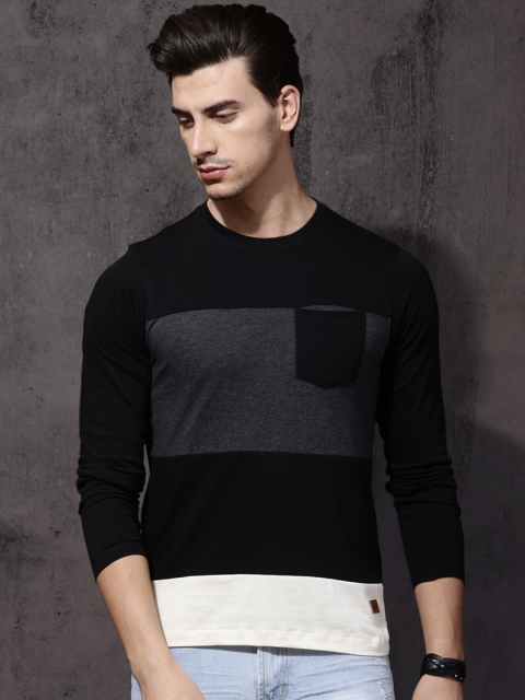 

Roadster Men Black & Charcoal Grey Colourblocked Round Neck T-shirt
