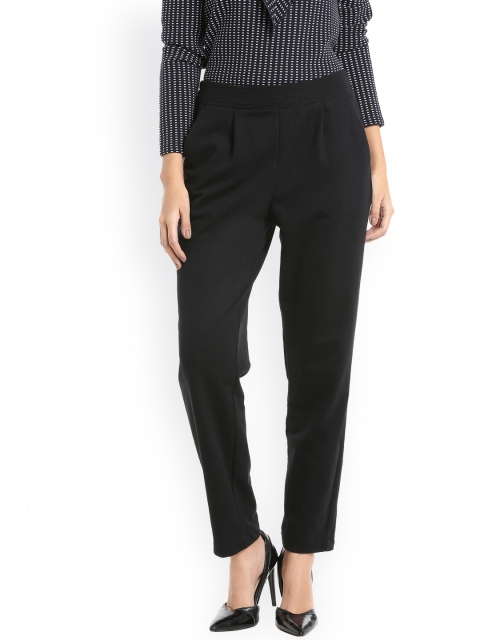 

Vero Moda Women Black Regular Fit Solid Trousers