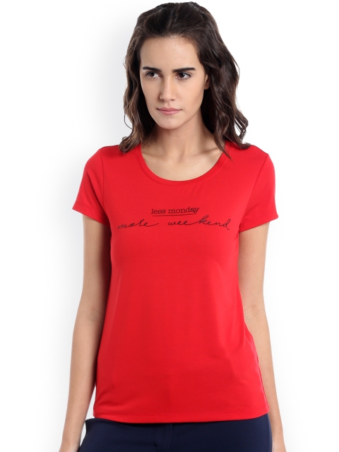 

Vero Moda Women Red Printed Round Neck T-shirt