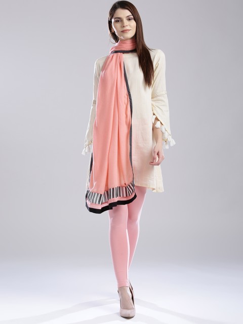 

W Peach-Coloured Dupatta