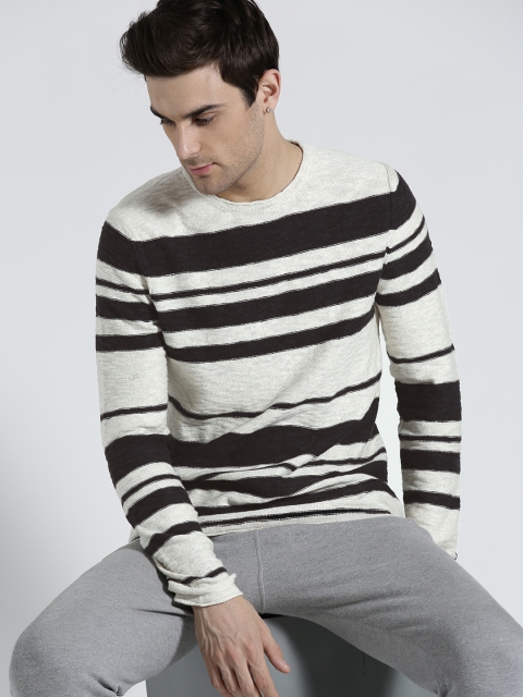 

s.Oliver Men Off-White & Charcoal Grey Striped Sweater