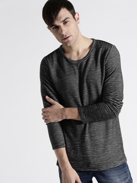 

s.Oliver Men Navy & Grey Striped Round Neck T-shirt, Navy blue