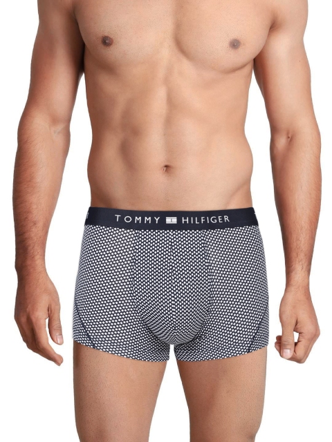 

Tommy Hilfiger Men Navy Blue & White Printed Trunks A7AB4024