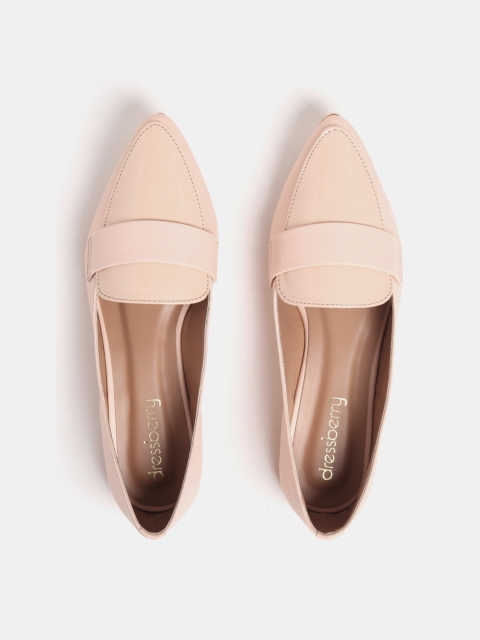 

DressBerry Women Nude-Coloured Solid Ballerinas