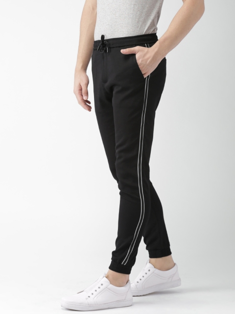 

Mast & Harbour Men Black Solid Joggers