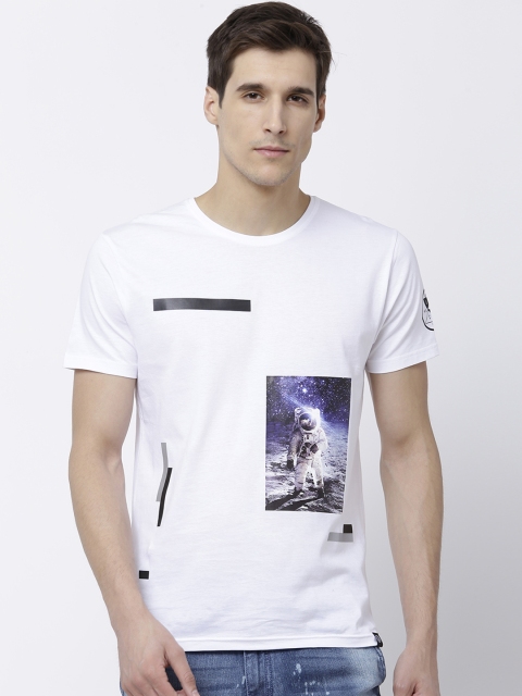 

LOCOMOTIVE Men White Printed Round Neck Slim Fit T-shirt