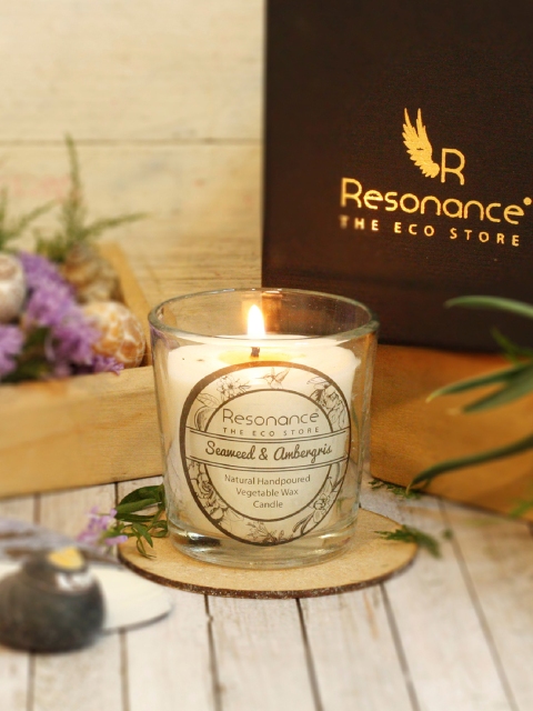 

Resonance Set of 2 White Seaweed & Ambergeris Scented Vegan Candle