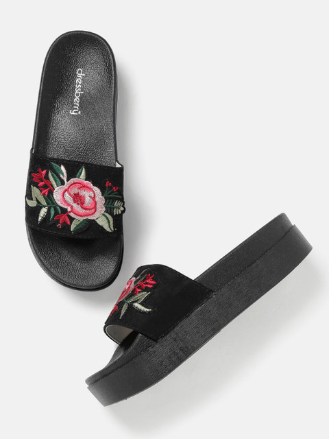 

DressBerry Women Black Woven Design Sandals