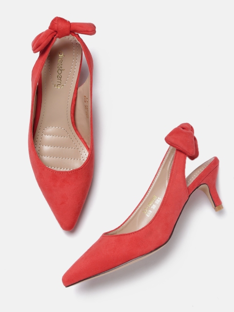 

DressBerry Women Coral Solid Pumps